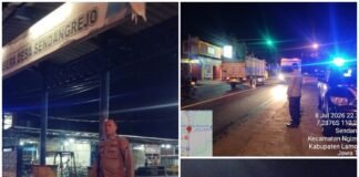 Polsek Ngimbang Gelar Patroli Blue Light Guna Menjaga Siskamtibmas Daerah Rawan Kriminal Di Wilayah Ngimbang