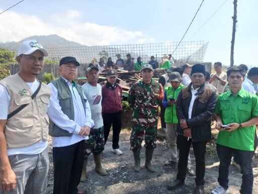 Korsleting Listrik Di Siang Bolong 9.30 Hanguskan Rumah Keluarga Hendar – Lilis, Jadi Abu, di Desa Cibeureum Korsleting Listrik Di Siang Bolong 9.30 Hanguskan Rumah Keluarga Hendar – Lilis, Jadi Abu, di Desa Cibeureum