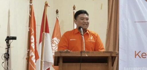 Seminar Nasional Partai Buruh Satu Gerakan, Satu Tuntutan Seminar Nasional Partai Buruh Satu Gerakan, Satu Tuntutan