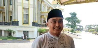Dilar Rinaldi,S.Psi. Anggota DPRD Kab.Bandung F.Golkar,Hadiri Kajian Spesial Ustad Evie di Mesjid Al Karomah