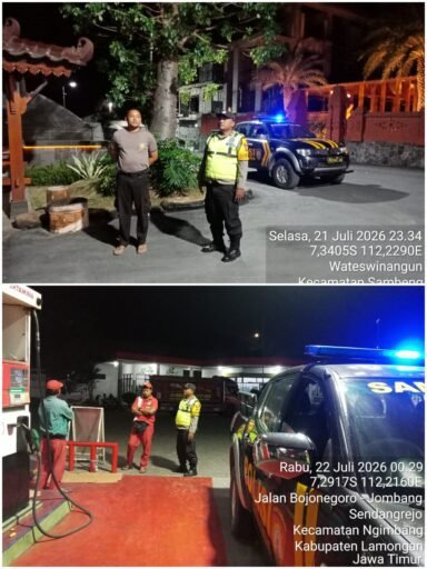 Polsek Ngimbang Gelar Patroli Blue Light Guna Menjaga Siskamtibmas Daerah Rawan Kriminal Di Wilayah Ngimbang Polsek Ngimbang Gelar Patroli Blue Light Guna Menjaga Siskamtibmas Daerah Rawan Kriminal Di Wilayah Ngimbang