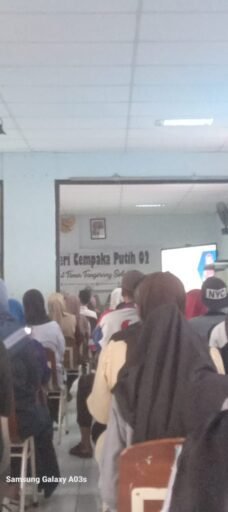 Awal Masuk Sekolah SD, Orang Tua Siswa Ikuti Rapat Persiapan Tahun Ajaran Baru Awal Masuk Sekolah SD, Orang Tua Siswa Ikuti Rapat Persiapan Tahun Ajaran Baru