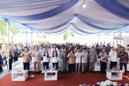 Andra Soni Puji Kampung Cengkok, Gotong Royong Warga Hidupkan PAUD, Taman Baca, dan UMKM Andra Soni Puji Kampung Cengkok, Gotong Royong Warga Hidupkan PAUD, Taman Baca, dan UMKM