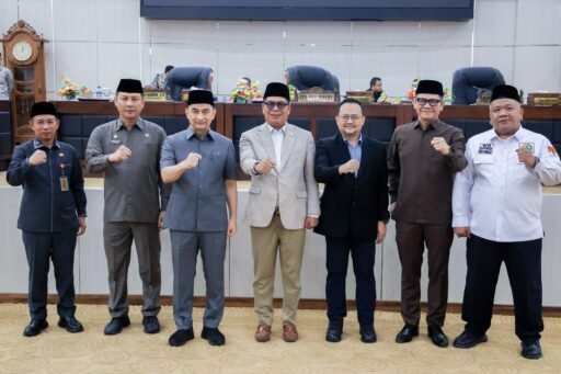 Raperda Pertanggungjawaban APBD 2025 Disetujui, Dimyati Perkuat Tata Kelola Keuangan Akuntabel Raperda Pertanggungjawaban APBD 2025 Disetujui, Dimyati Perkuat Tata Kelola Keuangan Akuntabel