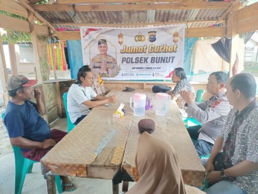 Jumat Curhat Polsek Bunut Perkuat Sinergi dengan Warga Ciptakan Kamtibmas Kondusif Jumat Curhat Polsek Bunut Perkuat Sinergi dengan Warga Ciptakan Kamtibmas Kondusif