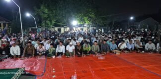 Muktiwari bersholawat bersama Bapak haji Bahrudin S.E selaku kepala desa dan ketua ADEPSI Kabupaten Bekasi