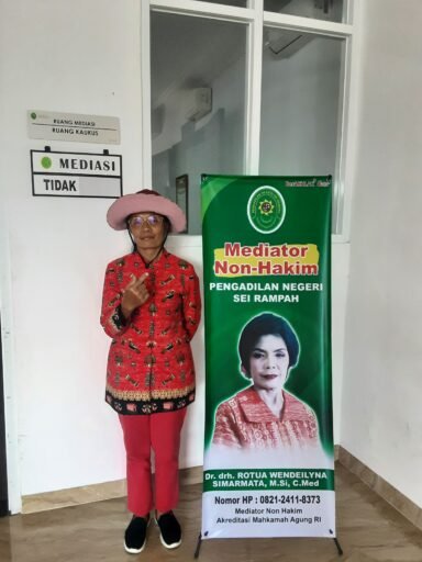Rotua Wendeilyna Simarmata: Pulang Ke Kampung Leluhur, Membawa Keadilan dan Ilmu ke Tanah Samosir Rotua Wendeilyna Simarmata: Pulang Ke Kampung Leluhur, Membawa Keadilan dan Ilmu ke Tanah Samosir