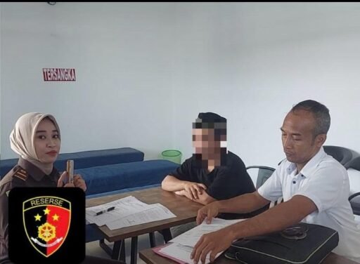 Berkas P-21, Polsek Ampenan Serahkan Tersangka dan BB Kasus Curat ke Kejari Mataram Berkas P-21, Polsek Ampenan Serahkan Tersangka dan BB Kasus Curat ke Kejari Mataram