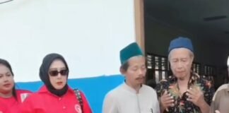 Tebar Kebaikan Tanpa Henti, Gereh 777 Sambangi Panti Jompo dan Masjid Bogoharjo