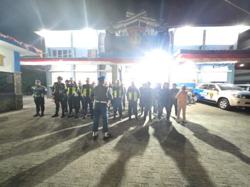 Langkah Tegas di Tengah Malam, Kodaeral I Sikat Pelanggaran dan Amankan Empat Senjata Tajam Langkah Tegas di Tengah Malam, Kodaeral I Sikat Pelanggaran dan Amankan Empat Senjata Tajam