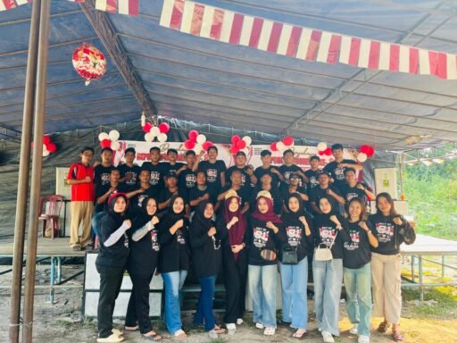 Sinergi Tanpa Batas: Warga dan Pemdes Muara Dua Kompak Sambut HUT RI ke-81. Sinergi Tanpa Batas: Warga dan Pemdes Muara Dua Kompak Sambut HUT RI ke-81.