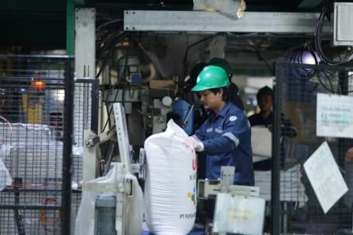 Laba Pupuk Indonesia Tembus Rp8,51 Triliun di Semester I 2026, Berkat Transformasi Danantara Laba Pupuk Indonesia Tembus Rp8,51 Triliun di Semester I 2026, Berkat Transformasi Danantara