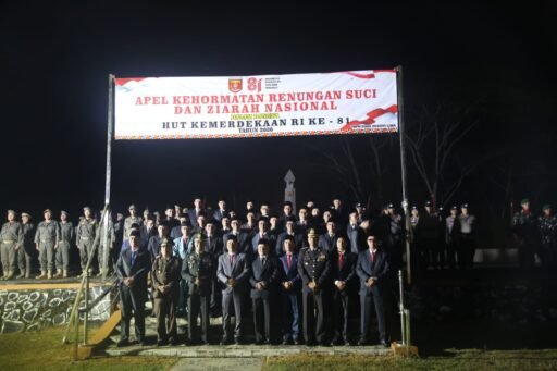 Pemkab Lampung Barat Gelar Apel Kehormatan dan Renungan Suci di TMP Liwa. Pemkab Lampung Barat Gelar Apel Kehormatan dan Renungan Suci di TMP Liwa.