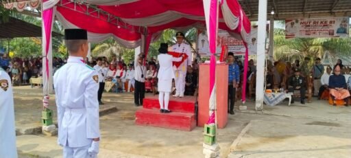 Penuh Haru dan Khidmat, Camat Abab Mohammad rizal Pahlevi Pimpin Upacara HUT RI ke-81 di PALI! Penuh Haru dan Khidmat, Camat Abab Mohammad rizal Pahlevi Pimpin Upacara HUT RI ke-81 di PALI!