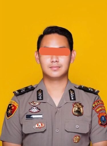 Janji Bayar Utang Brigadir AS Dihadapan Komandan Palsu, Integritas Oknum Polri Dipertanyakan Janji Bayar Utang Brigadir AS Dihadapan Komandan Palsu, Integritas Oknum Polri Dipertanyakan