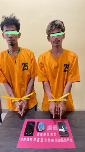 Satresnarkoba Polres Meranti Bongkar Peredaran Sabu, Dua Terduga Pengedar Ditangkap Satresnarkoba Polres Meranti Bongkar Peredaran Sabu, Dua Terduga Pengedar Ditangkap
