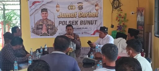 Jumat Curhat di Desa Sungai Buluh, Kapolsek Bunut Ajak Warga Lawan Narkoba, Judi Online dan Karhutla Jumat Curhat di Desa Sungai Buluh, Kapolsek Bunut Ajak Warga Lawan Narkoba, Judi Online dan Karhutla