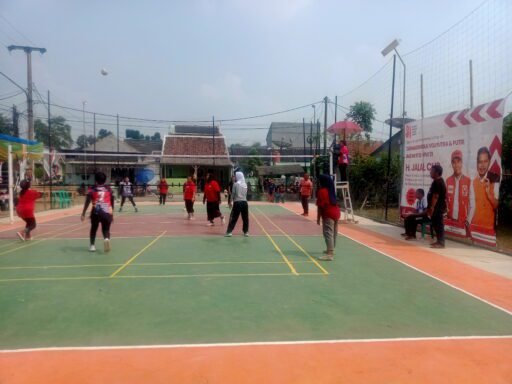 H. Jalal Cup Semarakkan HUT ke-81 RI, Jadi Ajang Silaturahmi dan Pencarian Bibit Atlet Voli H. Jalal Cup Semarakkan HUT ke-81 RI, Jadi Ajang Silaturahmi dan Pencarian Bibit Atlet Voli