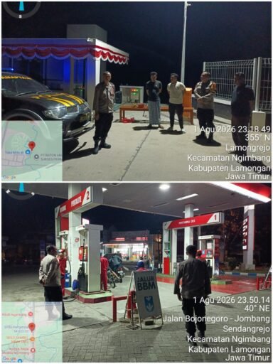 Pastikan Wilayah Ngimbang tetap Aman Personil Polsek Ngimbang Gelar Patroli Blue Light 4C Di Daerah Rawan Pastikan Wilayah Ngimbang tetap Aman Personil Polsek Ngimbang Gelar Patroli Blue Light 4C Di Daerah Rawan