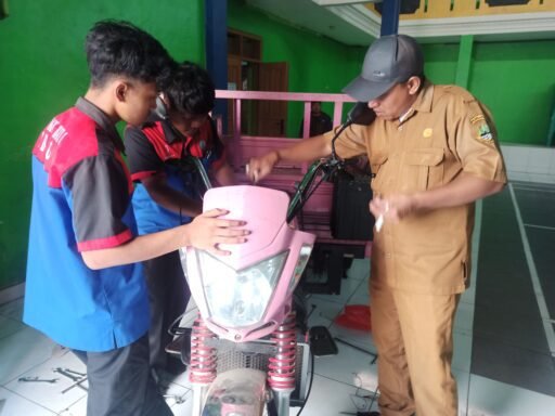 Hobi Servis Mesin,PKL Kelas XII SMK Bina Insani Ibun Jur. TKJ,Atas Sufort Sekdes Lampegan,Service TOR SAMPAH Hobi Servis Mesin,PKL Kelas XII SMK Bina Insani Ibun Jur. TKJ,Atas Sufort Sekdes Lampegan,Service TOR SAMPAH
