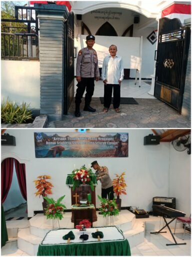 Personil Polsek Ngimbang Gelar Pengamanan Ibadah Minggu Pagi Di Gereja GKJTU Dan GJWI Desa Ngasemlemahbang Personil Polsek Ngimbang Gelar Pengamanan Ibadah Minggu Pagi Di Gereja GKJTU Dan GJWI Desa Ngasemlemahbang