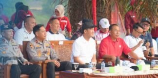 Ribuan Pelajar Padati Lomba Gerak Jalan HUT Ke-81 RI di PALI, Bupati Asgianto Siapkan Gebrakan Baru!