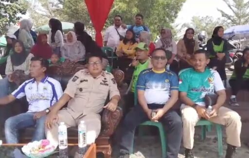 Deden Toha ST.M.Ip. Kades Manggungharja,Saksi 3-0 Point Ketat Tim Voli Putri Desa Ciheulang VS Putri Ciparay Deden Toha ST.M.Ip. Kades Manggungharja,Saksi 3-0 Point Ketat Tim Voli Putri Desa Ciheulang VS Putri Ciparay