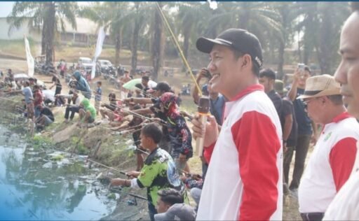Bupati Asgianto Lepas Ratusan Peserta, Lomba Mancing HUT ke-81 RI di PALI Berlangsung Meriah dan Kebersamaan Bupati Asgianto Lepas Ratusan Peserta, Lomba Mancing HUT ke-81 RI di PALI Berlangsung Meriah dan Kebersamaan