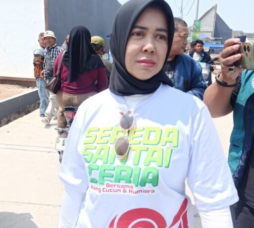 Renie Rahayu Fauzi SH.Ketua DPRD Kab. Bandung F. PKB Hadiri Sepeda Santai Ceria Bersama Kang Cucun & Humaira Renie Rahayu Fauzi SH.Ketua DPRD Kab. Bandung F. PKB Hadiri Sepeda Santai Ceria Bersama Kang Cucun & Humaira