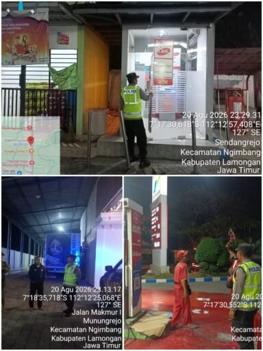 Polsek Ngimbang Gencar Gelar Patroli Blue Light Guna Daya Cegah Dan Tangkal 4C Di Daerah Rawan Polsek Ngimbang Gencar Gelar Patroli Blue Light Guna Daya Cegah Dan Tangkal 4C Di Daerah Rawan