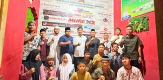 Satu Doa, Satu Keluarga: PWRI Muba dan Anak-Anak Panti Saling Merangkul di Malam Suci