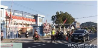 Guna Antisipasi Kemacetan Polsek Ngimbang Maksimalkan Pelayanan Commanderwish Pagi Hari