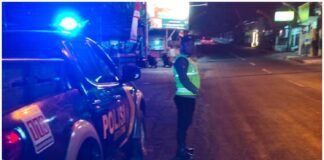 Pastikan Wilayah Ngimbang tetap Aman Personil Polsek Ngimbang Gelar Patroli Blue Light 4C Di Daerah Rawan