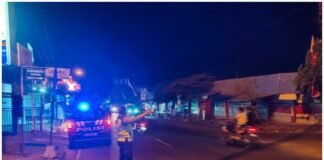 Antisipasi Tindak Kriminal Polsek Ngimbang Gelar Patroli Blue Light 4C, Menyasar Daerah Rawan