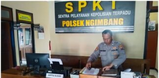 Secara Rutin Polsek Ngimbang Laksanakan Pengecekan Barang Inventaris dan Kebersihan Di Mapolsek Ngimbang