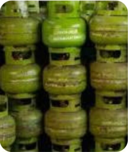 Kelangkaan Elpiji 3 Kg di Gunungsitoli Barat, Harga Tembus Rp30 Ribu Kelangkaan Elpiji 3 Kg di Gunungsitoli Barat, Harga Tembus Rp30 Ribu