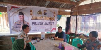 Jelang HUT RI ke-81,Polsek Bunut Gelar “Jumat Curhat”: Ajak Warga Semarakkan Kemerdekaan hingga Sosialisasi K
