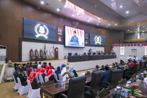 Pidato Kenegaraan Prabowo Soroti Kemandirian Ekonomi, Andra Soni: Selaras dengan Pembangunan Banten Pidato Kenegaraan Prabowo Soroti Kemandirian Ekonomi, Andra Soni: Selaras dengan Pembangunan Banten