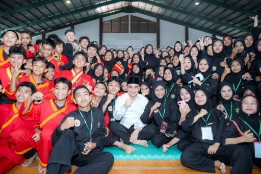 Pesilat Banten Berprestasi di Kancah Dunia, Wagub Dimyati Dorong Pencak Silat Wajib di Sekolah Pesilat Banten Berprestasi di Kancah Dunia, Wagub Dimyati Dorong Pencak Silat Wajib di Sekolah