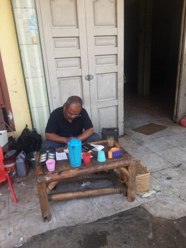 Usaha Potong Ayam Flestron Simbolon di Pangururan Tembus 800 Ekor Saat Pekan Besar Usaha Potong Ayam Flestron Simbolon di Pangururan Tembus 800 Ekor Saat Pekan Besar