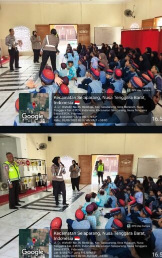 Tanamkan Disiplin Tertib Berlalu Lintas Sejak Dini, Ditlantas Polda NTB Mengedukasi di Ponpes Al Mubarok Tanamkan Disiplin Tertib Berlalu Lintas Sejak Dini, Ditlantas Polda NTB Mengedukasi di Ponpes Al Mubarok