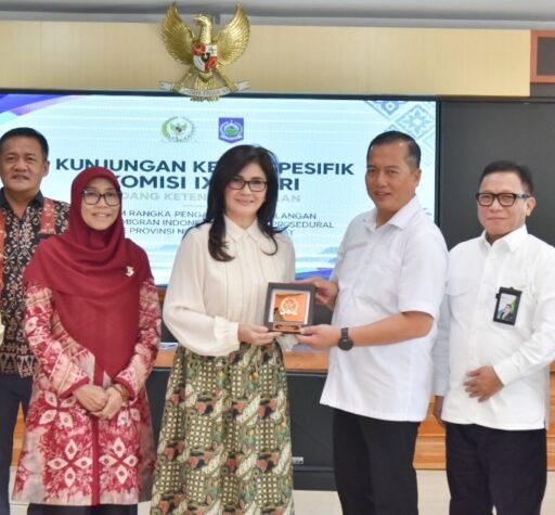 Komisi IX DPR RI dan Pemprov Komitmen Perkuat Perlindungan PMI Asal NTB Komisi IX DPR RI dan Pemprov Komitmen Perkuat Perlindungan PMI Asal NTB