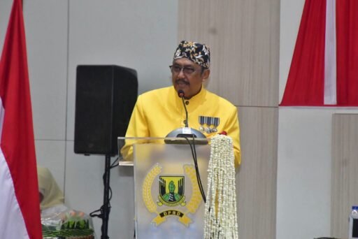 PARIPURNA ISTIMEWA DPRD, BUPATI” PERINGATAN HJKS MOMENTUM KUATKAN KOMITMEN MEMBANGUN SUKABUMI” PARIPURNA ISTIMEWA DPRD, BUPATI” PERINGATAN HJKS MOMENTUM KUATKAN KOMITMEN MEMBANGUN SUKABUMI”