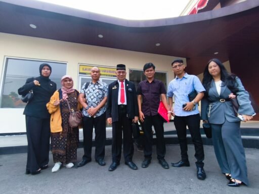 *Sidang Perdana Gugatan PMH atas Aset Tanah Milik Ambar Witjaksono Sutarman Cisarua Digelar di PN Cibinong* *Sidang Perdana Gugatan PMH atas Aset Tanah Milik Ambar Witjaksono Sutarman Cisarua Digelar di PN Cibinong*