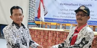 PGRI Wuluhan Berganti Kepemimpinan, Bambang Siswanto Siap Kawal Perjuangan Guru