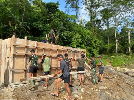 Jembatan Lama Tak Lagi Memadai, Jembatan Modular 30 Meter Dibangun di Lolomoyo Jembatan Lama Tak Lagi Memadai, Jembatan Modular 30 Meter Dibangun di Lolomoyo
