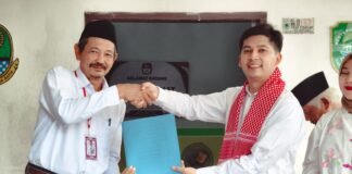 Resmi Daftar, Budi Ramlan, SE. Usung “Warna Baru” untuk Desa Cisalak Ekonomi Kreatif.