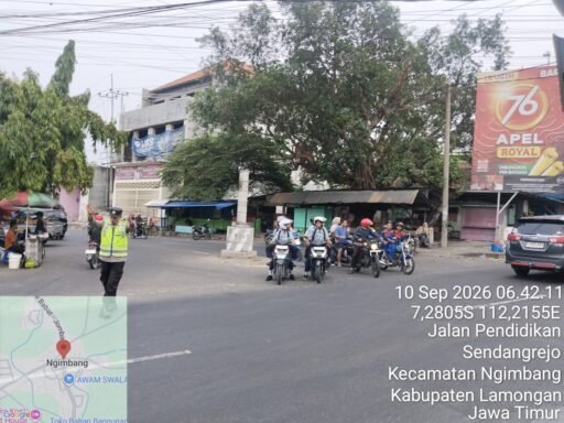 Demi Kelancaran Arus Lalu Lintas Polsek Ngimbang Secara Rutin Gelar Commanderwish Di Pagi Hari Demi Kelancaran Arus Lalu Lintas Polsek Ngimbang Secara Rutin Gelar Commanderwish Di Pagi Hari