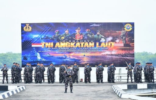 Dibalik Derap Prajurit, Kodaeral I Gelar Apel Siaga dan Tasyakuran Hari Jadi TNI AL ke – 81 Tahun 2026 Dibalik Derap Prajurit, Kodaeral I Gelar Apel Siaga dan Tasyakuran Hari Jadi TNI AL ke – 81 Tahun 2026