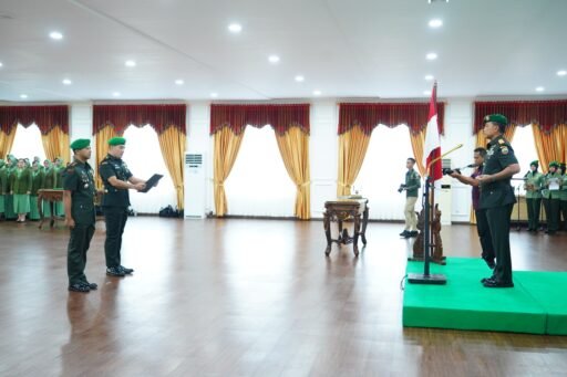 Pangdam I/BB Pimpin Sertijab Dandim 0201/Medan dan Tradisi Korps Pangdam I/BB Pimpin Sertijab Dandim 0201/Medan dan Tradisi Korps